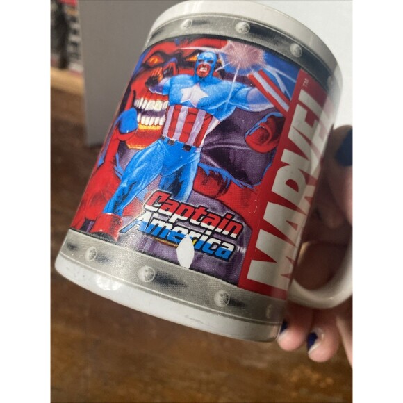 2003 Marvel Captain America Coffee Mug - Picture 2 of 6